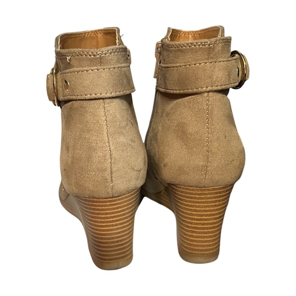 Qupid wedge ankle booties 💎2/$30💎 - Picture 6 of 8